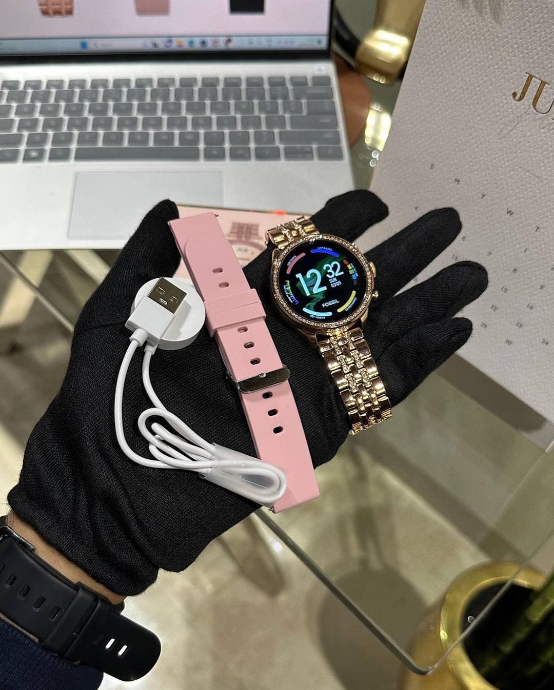 Fossial Gen~9 World Hot Selling SmartWatch