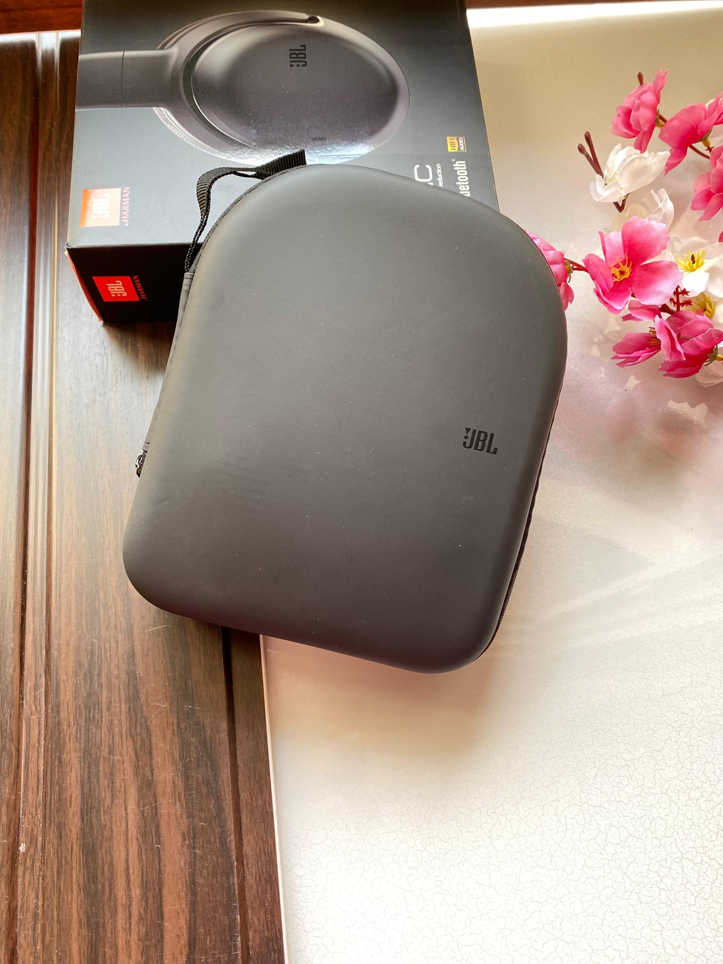 JBL ONE M2 HEADPHONE