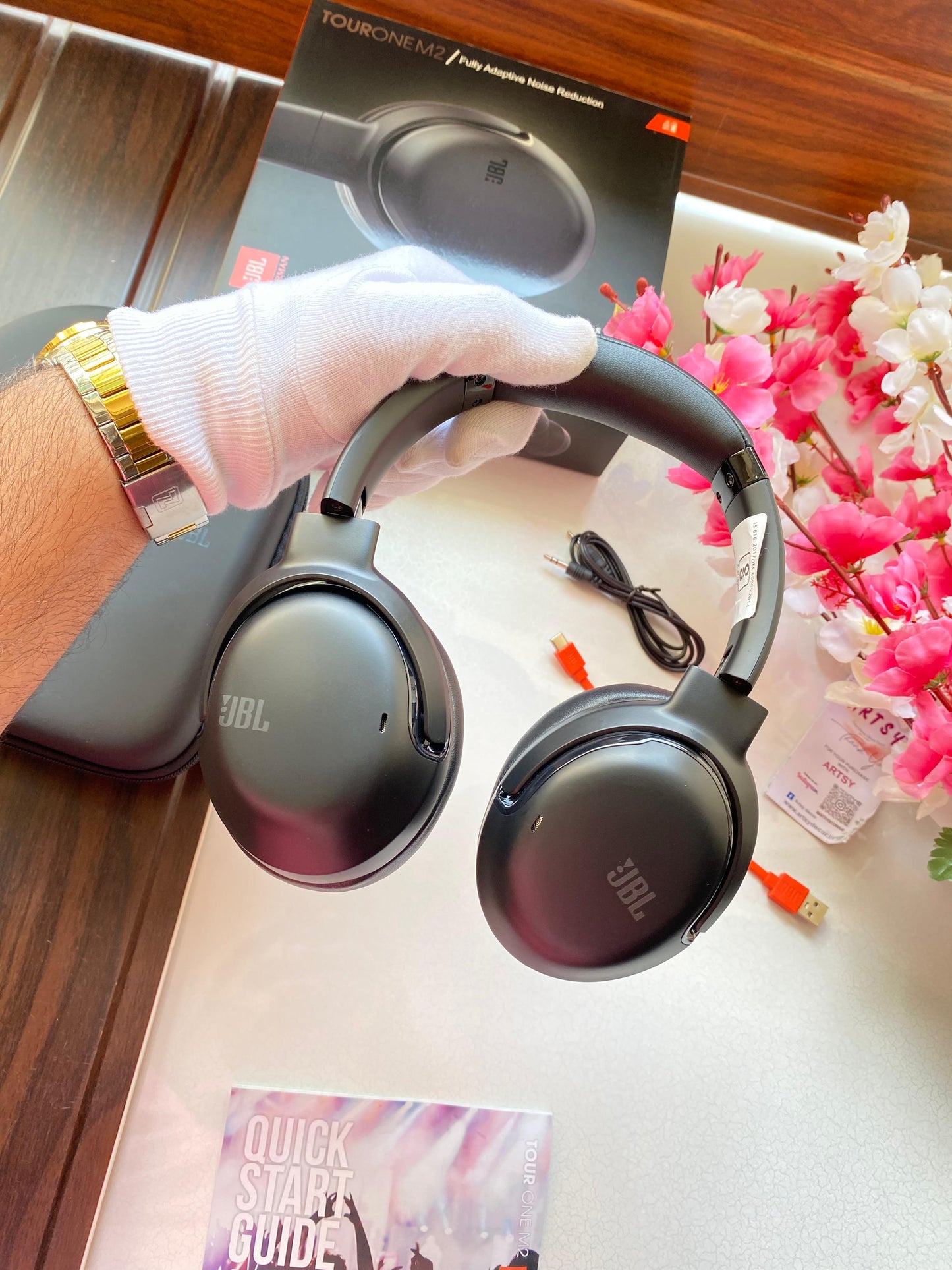 JBL ONE M2 HEADPHONE